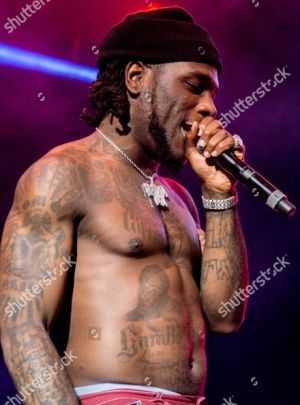 Burna Boy Apologises For Late Performance At Concert