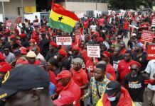 OVER 1000 GHANAIANS PROTEST AGAINST SALE OF SSNIT HOTELS